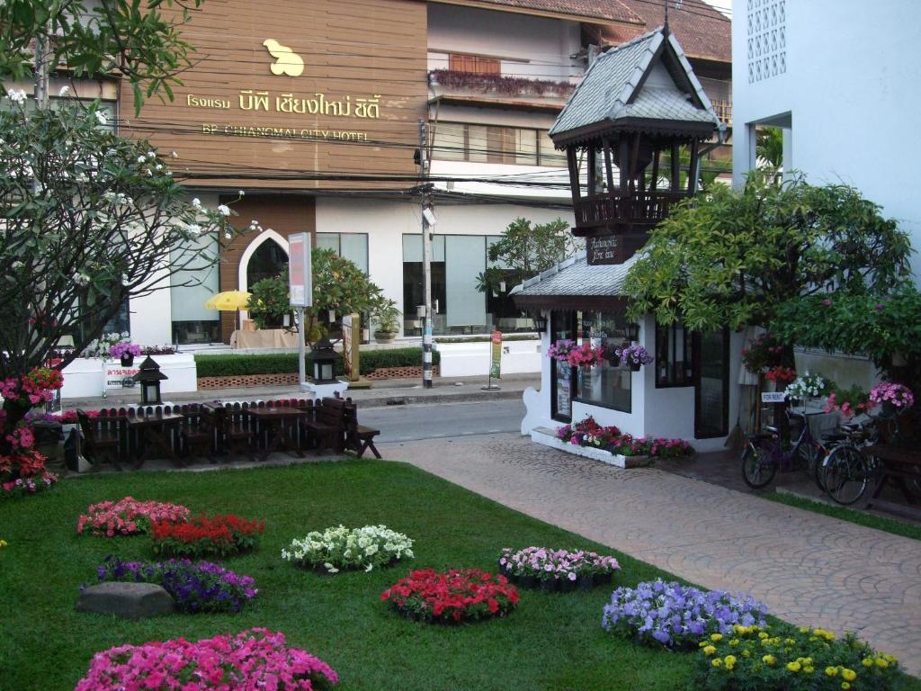 Rachamankha Flora House Hotel Chiang Mai Exterior photo