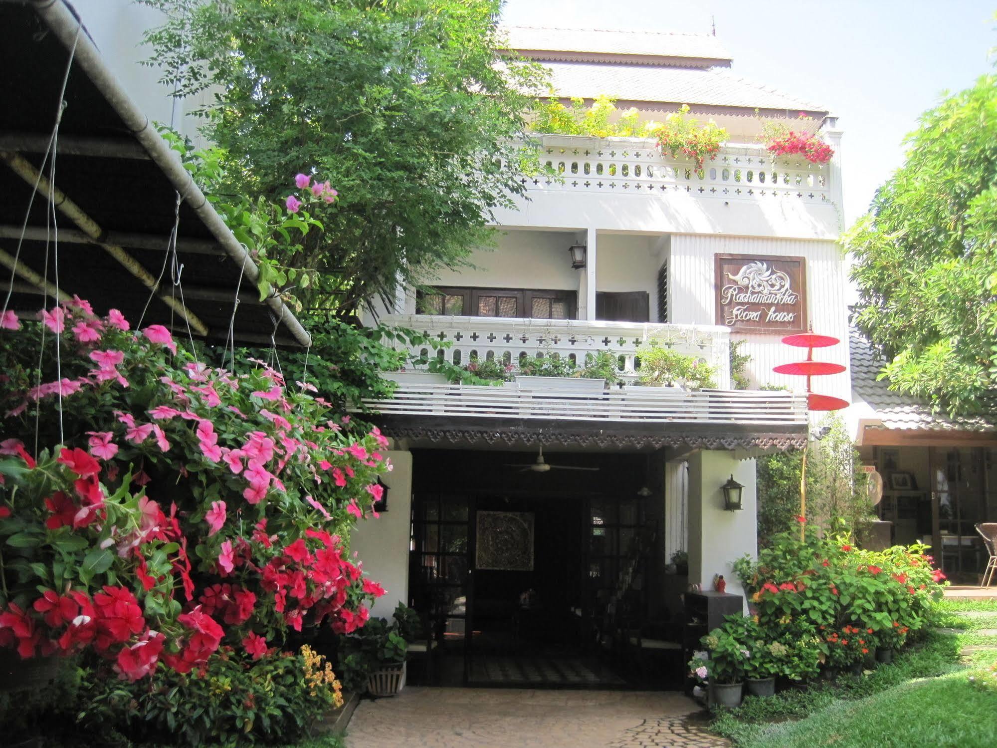 Rachamankha Flora House Hotel Chiang Mai Exterior photo